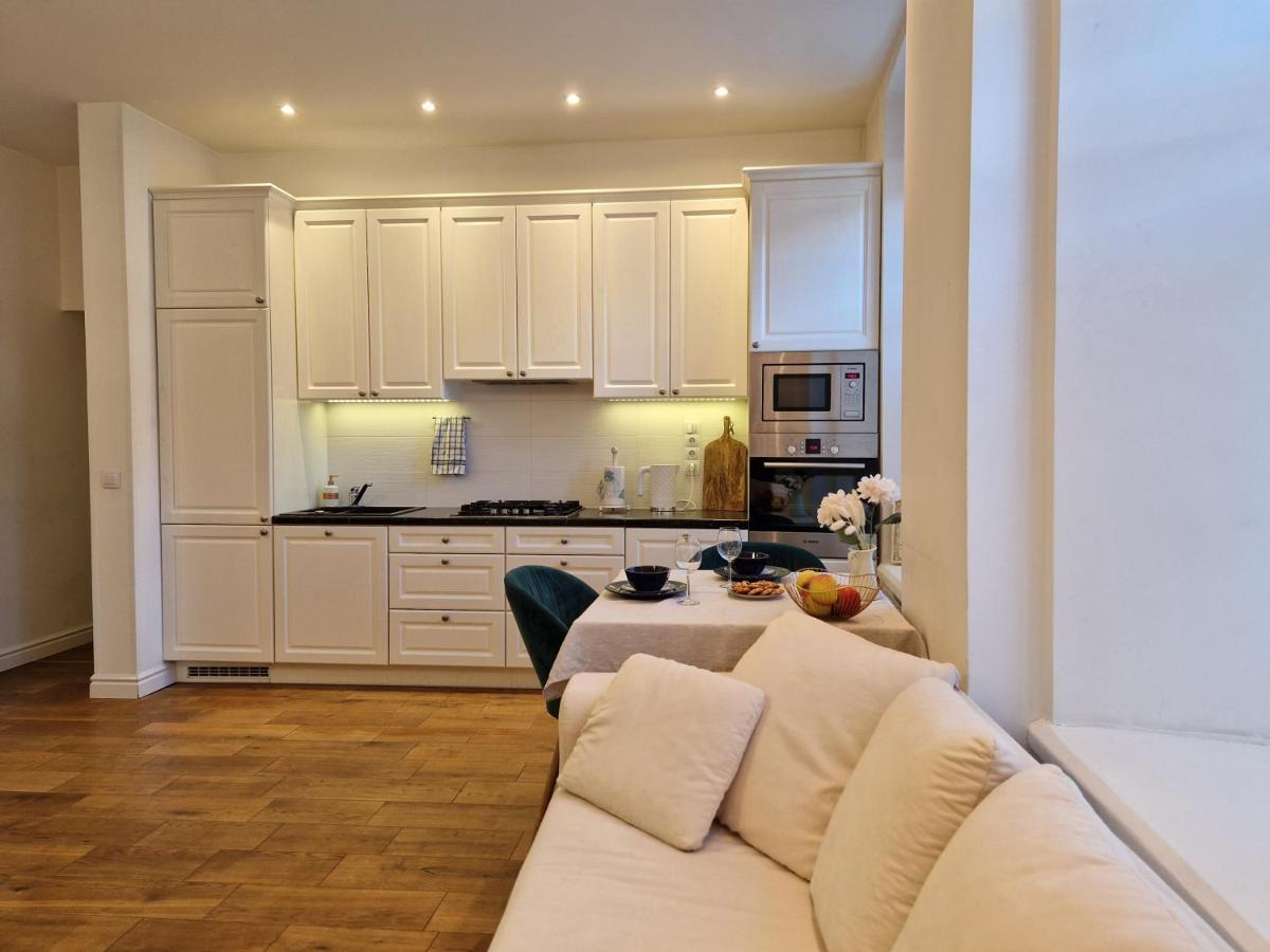 Lovely Apartment In Tallinn Old Town Exterior foto