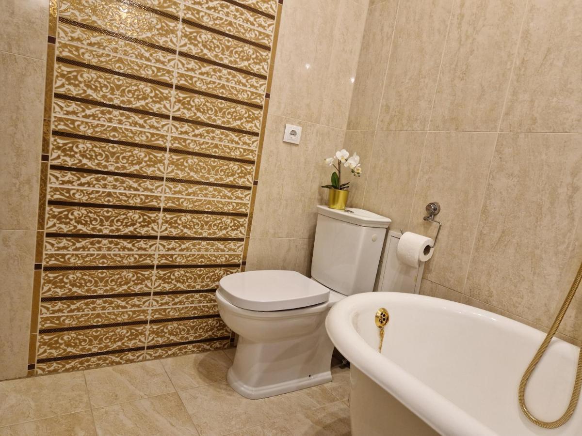 Lovely Apartment In Tallinn Old Town Exterior foto