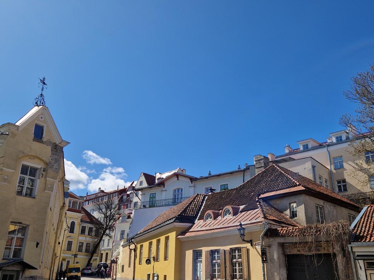 Lovely Apartment In Tallinn Old Town Exterior foto